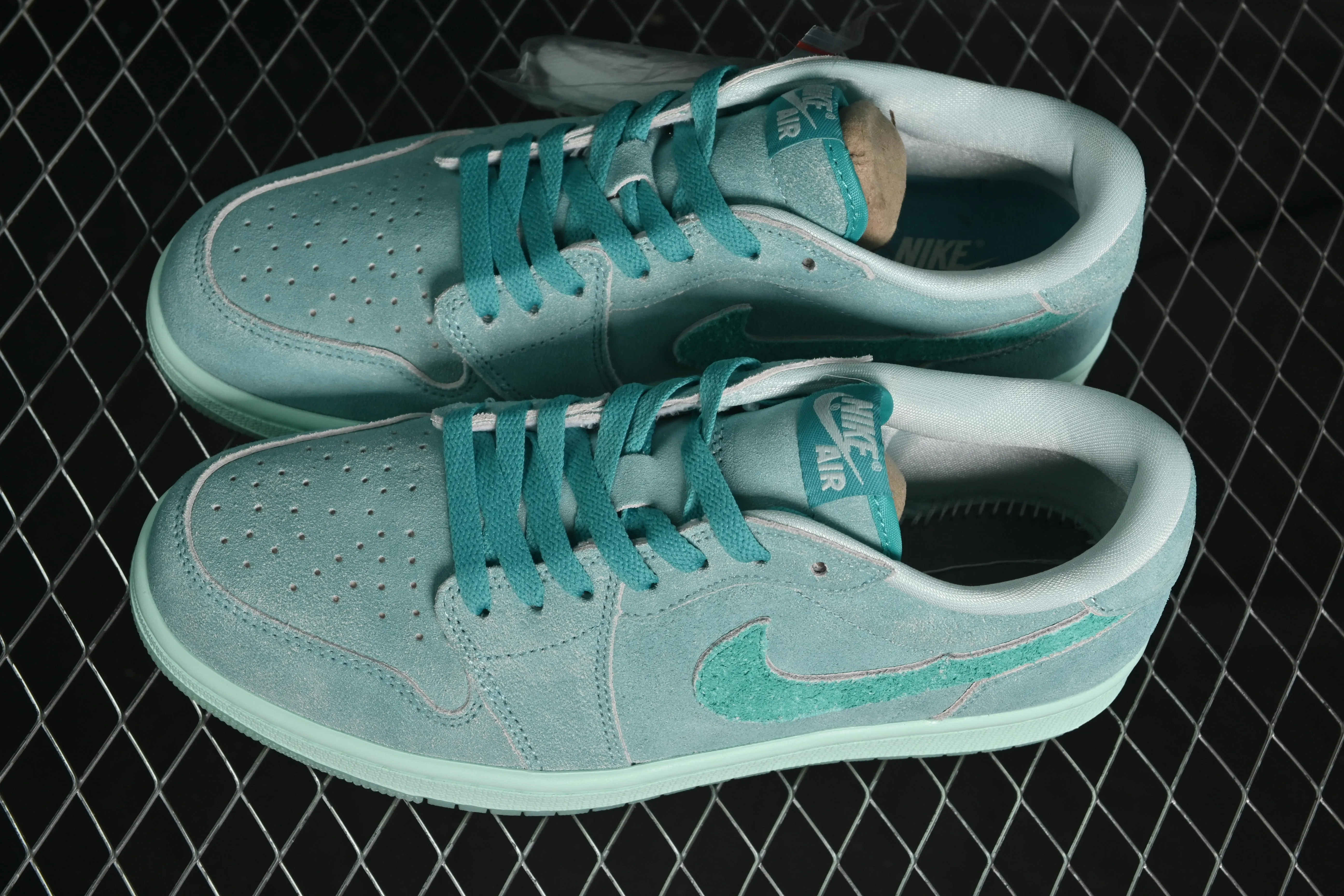 All categories Air Jordan Jordan series basketball shoes Air Jordan 1 Low Air Jordan 1 Low "Washed Teal" AJ1 Joe 1 washed celadon low-top cultural casual sneakers HQ8111-300